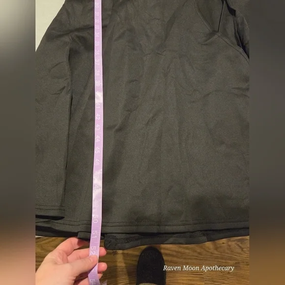 Elegant Black Women's Dress - Picture 10 of 12